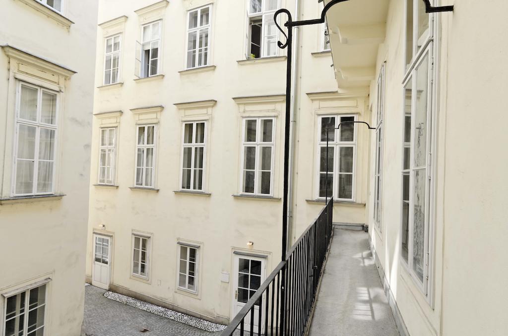 Flatprovider - Cosy Central Apartment Vienna Bilik gambar