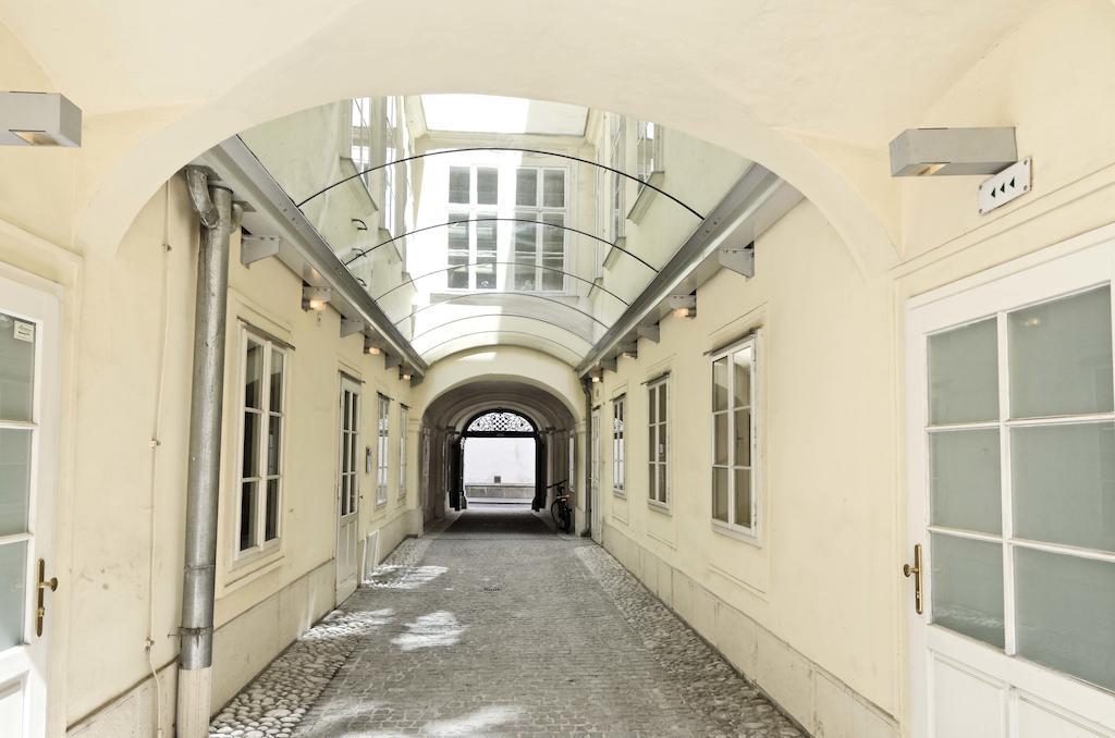 Flatprovider - Cosy Central Apartment Vienna Bilik gambar